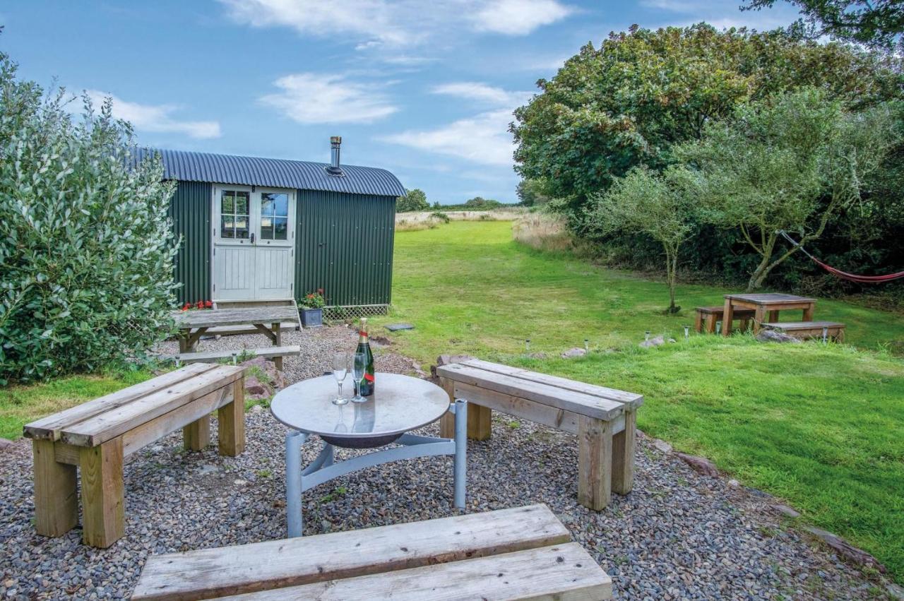 Haven View - 1 Bedroom Shepherds Hut - St Ishmaels Saint Ishmaels  Buitenkant foto