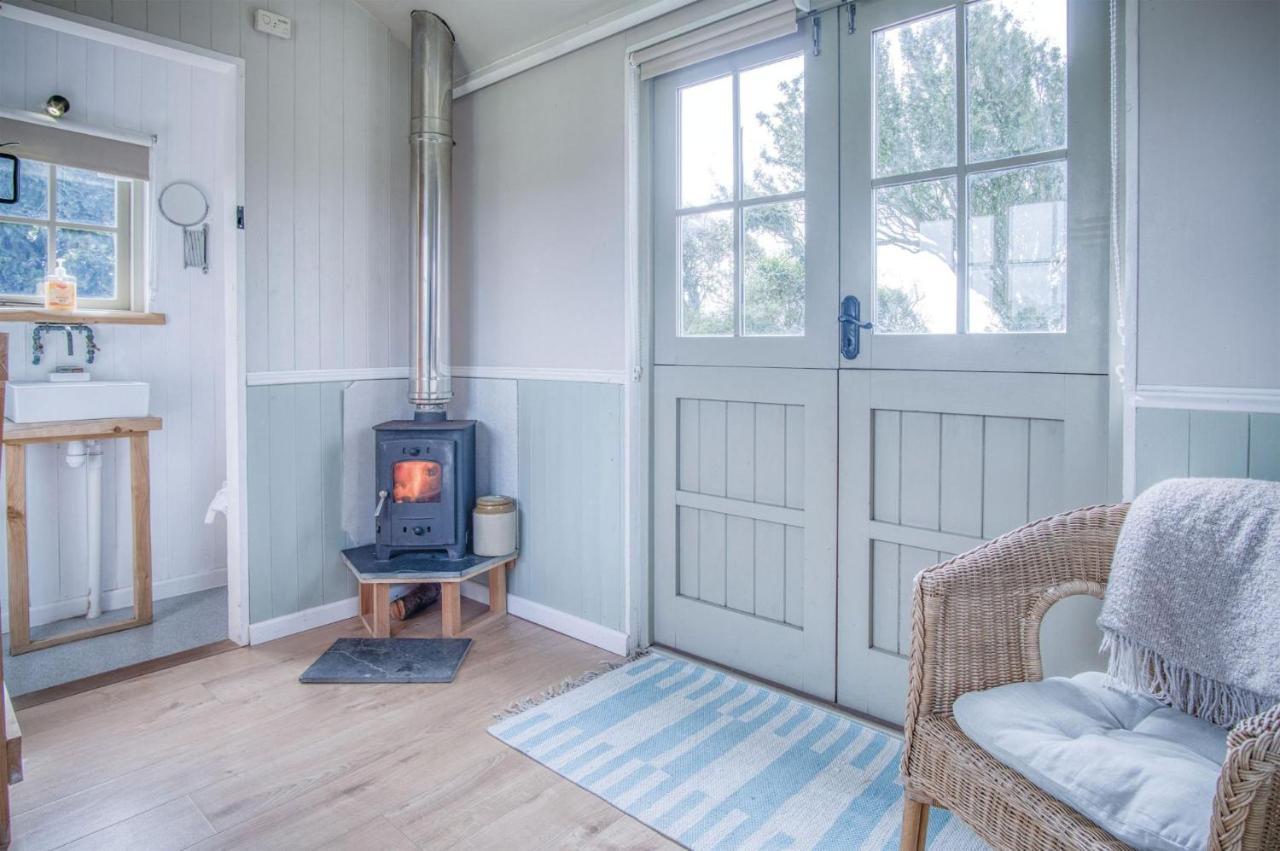 Haven View - 1 Bedroom Shepherds Hut - St Ishmaels Saint Ishmaels  Buitenkant foto