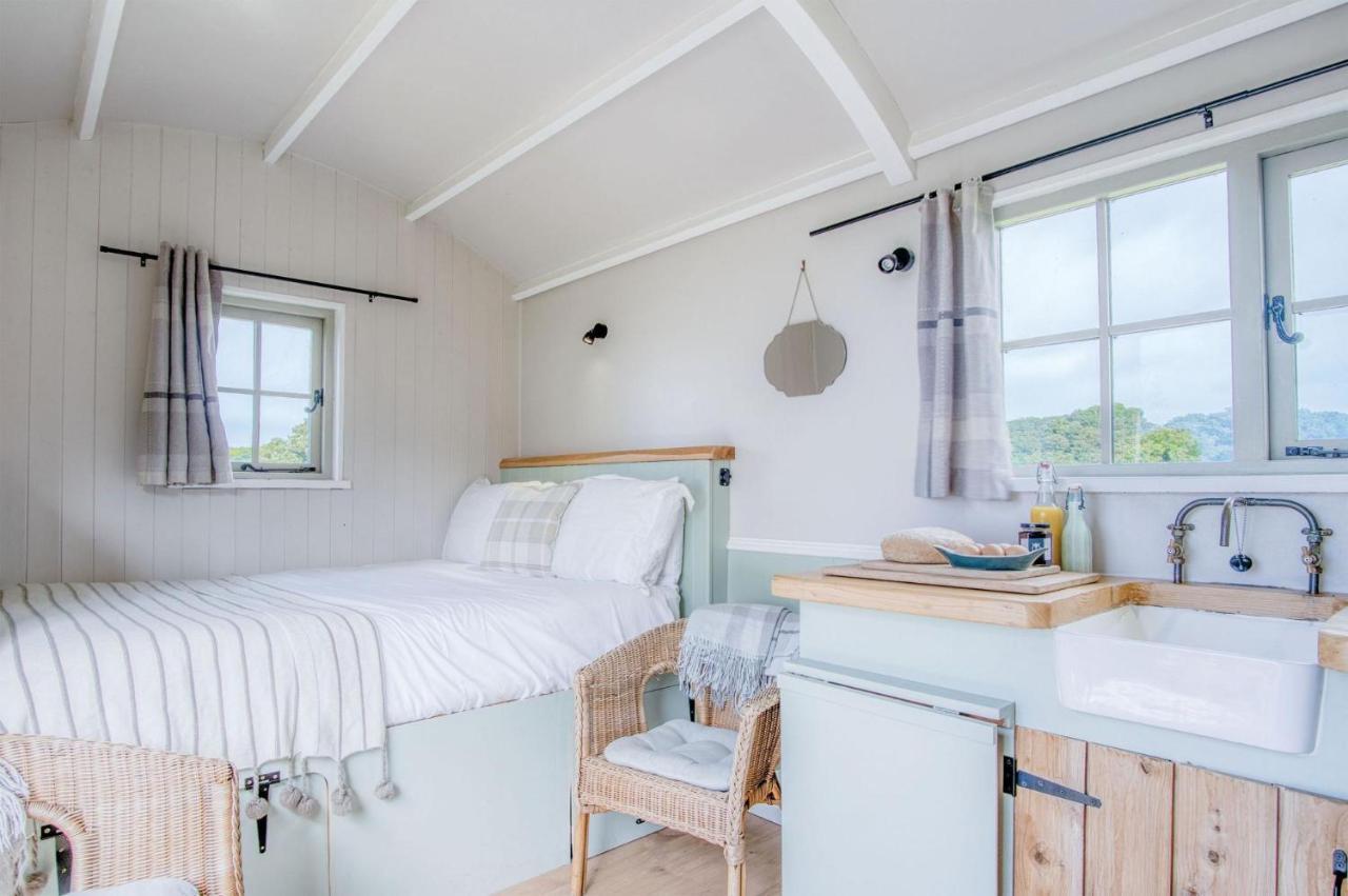 Haven View - 1 Bedroom Shepherds Hut - St Ishmaels Saint Ishmaels  Buitenkant foto