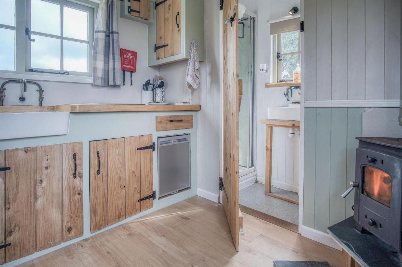 Haven View - 1 Bedroom Shepherds Hut - St Ishmaels Saint Ishmaels  Buitenkant foto