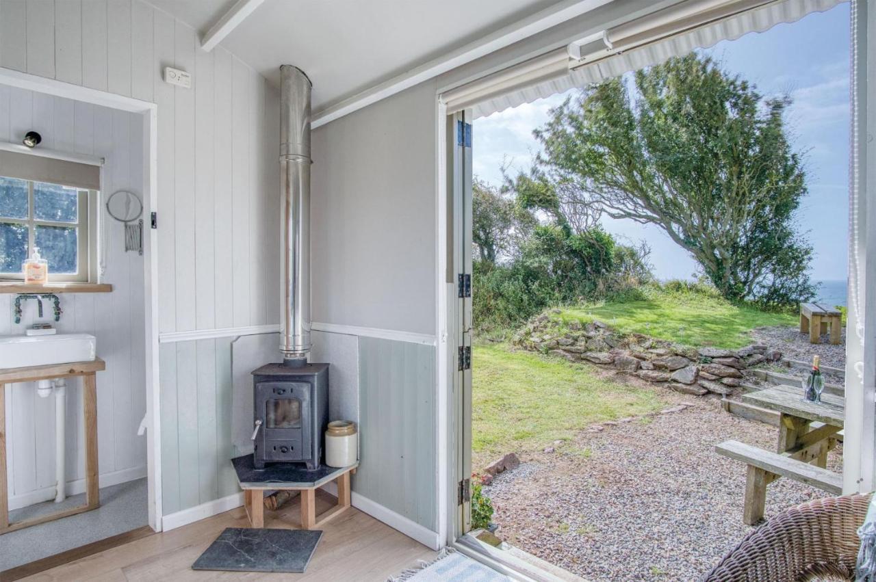 Haven View - 1 Bedroom Shepherds Hut - St Ishmaels Saint Ishmaels  Buitenkant foto